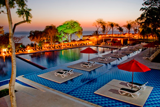 Hotel Royal Decamer&oacute;n Bar&uacute;